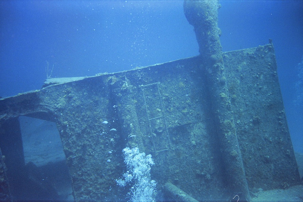 d-033_33.jpg